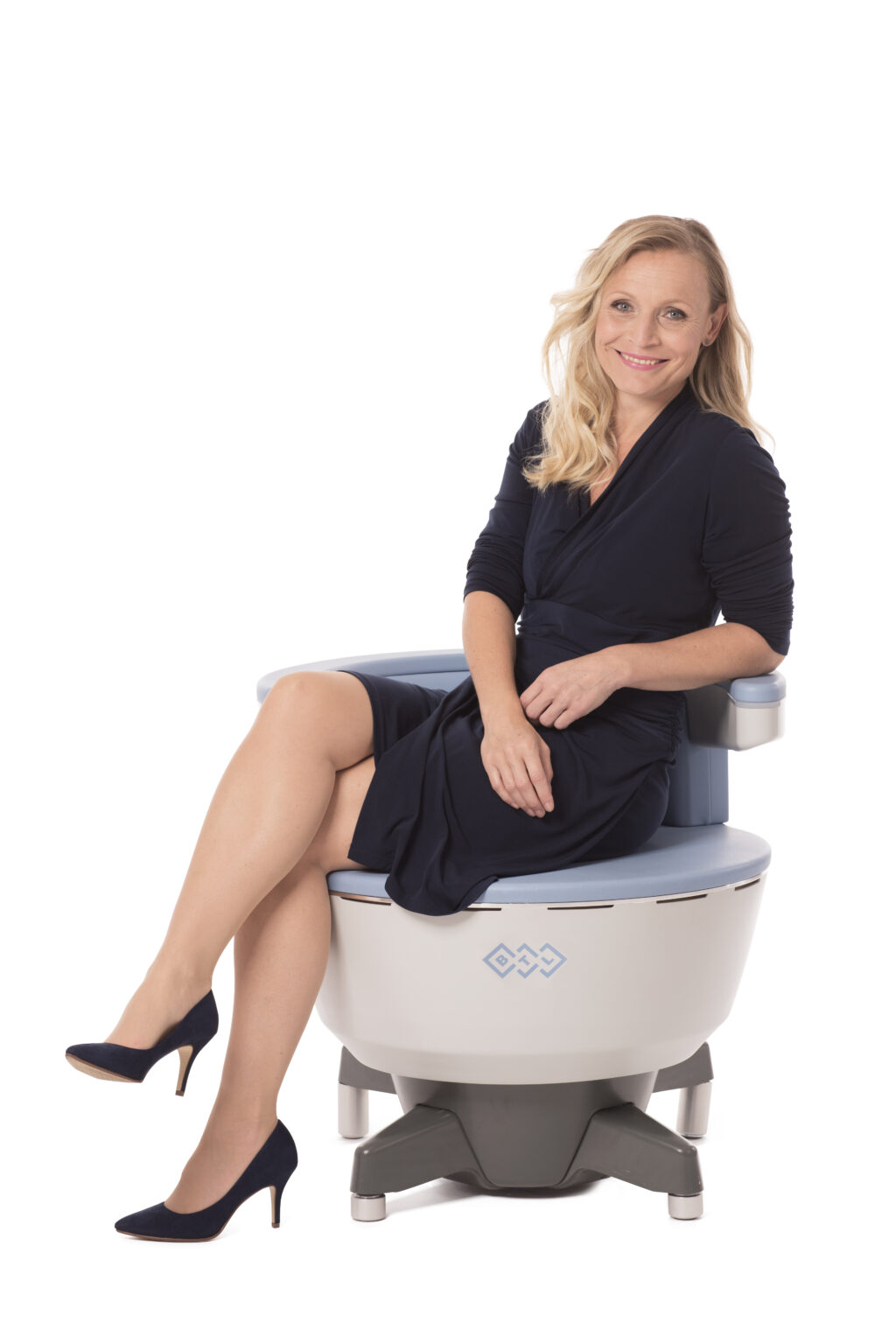 BTL_Emsella_PIC_Chair-model-flip_1894